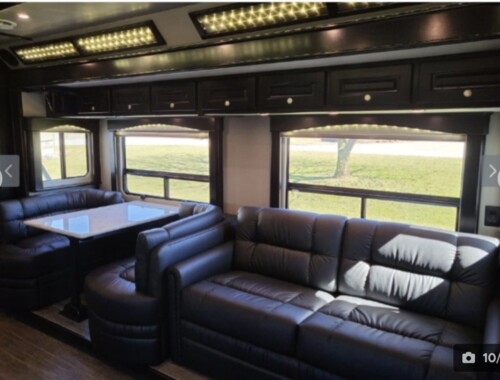 2023 Quad Slide NRC Cascadia Bath and 1/2, 600HP, Automaitc, 43K Miles, Loaded, Pristine, Avaialble Today - Image 8